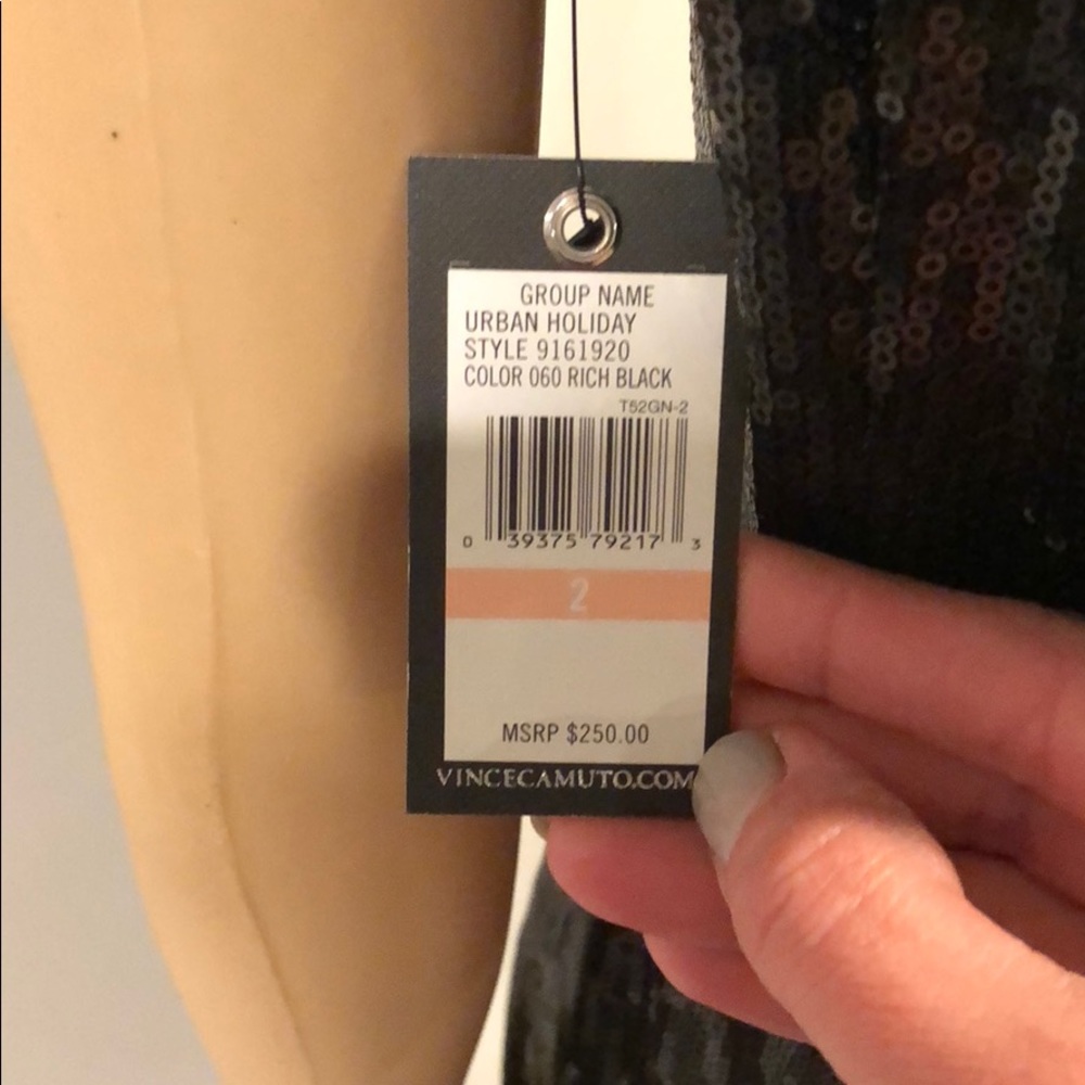 Vince camuto Black sequins dress super sexy ♥️ - Picture 4 of 4